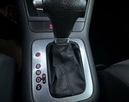 Сірий Фольксваген Golf Plus, об'ємом двигуна 1.6 л та пробігом 163 тис. км за 7499 $, фото 29 на Automoto.ua