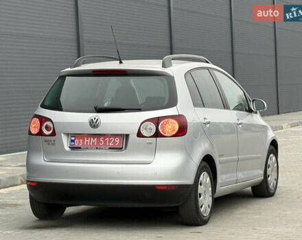 Серый Фольксваген Гольф Плюс, объемом двигателя 1.6 л и пробегом 206 тыс. км за 6200 $, фото 21 на Automoto.ua