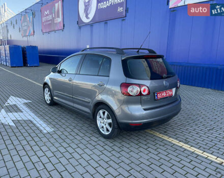 Серый Фольксваген Гольф Плюс, объемом двигателя 1.4 л и пробегом 174 тыс. км за 6150 $, фото 6 на Automoto.ua