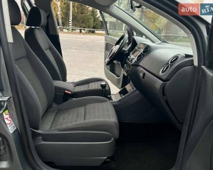 Серый Фольксваген Гольф Плюс, объемом двигателя 0 л и пробегом 187 тыс. км за 5999 $, фото 43 на Automoto.ua