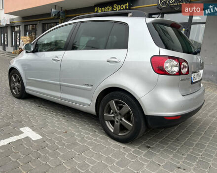 Серый Фольксваген Гольф Плюс, объемом двигателя 1.4 л и пробегом 226 тыс. км за 5400 $, фото 4 на Automoto.ua