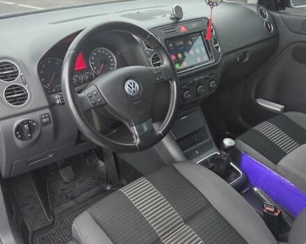 Серый Фольксваген Гольф Плюс, объемом двигателя 1.4 л и пробегом 211 тыс. км за 6400 $, фото 41 на Automoto.ua