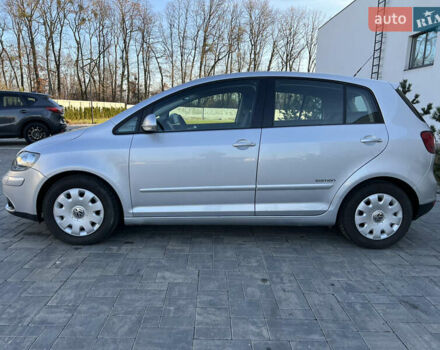 Серый Фольксваген Гольф Плюс, объемом двигателя 1.6 л и пробегом 99 тыс. км за 7250 $, фото 11 на Automoto.ua