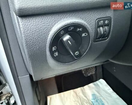 Серый Фольксваген Гольф Плюс, объемом двигателя 1.6 л и пробегом 189 тыс. км за 8400 $, фото 22 на Automoto.ua