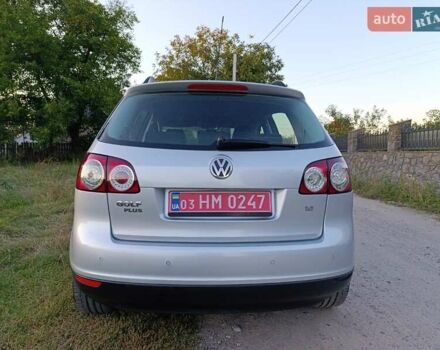 Серый Фольксваген Гольф Плюс, объемом двигателя 1.6 л и пробегом 237 тыс. км за 6399 $, фото 7 на Automoto.ua