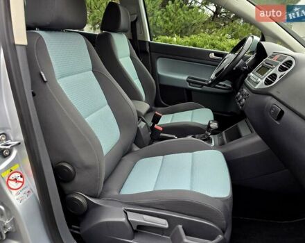 Серый Фольксваген Гольф Плюс, объемом двигателя 1.4 л и пробегом 121 тыс. км за 7400 $, фото 43 на Automoto.ua