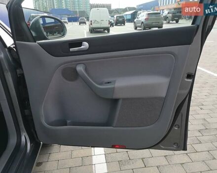 Серый Фольксваген Гольф Плюс, объемом двигателя 0 л и пробегом 178 тыс. км за 7500 $, фото 27 на Automoto.ua