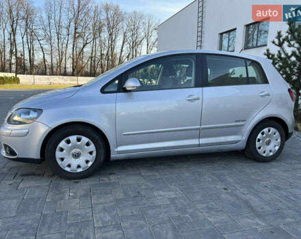 Серый Фольксваген Гольф Плюс, объемом двигателя 1.6 л и пробегом 99 тыс. км за 7250 $, фото 9 на Automoto.ua