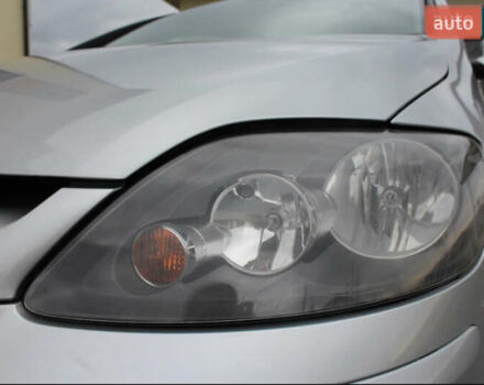 Серый Фольксваген Гольф Плюс, объемом двигателя 1.6 л и пробегом 210 тыс. км за 7500 $, фото 21 на Automoto.ua