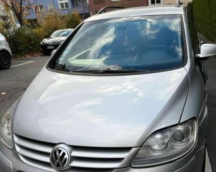 Сірий Фольксваген Golf Plus, об'ємом двигуна 0 л та пробігом 200 тис. км за 5350 $, фото 1 на Automoto.ua