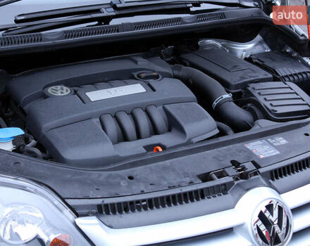 Серый Фольксваген Гольф Плюс, объемом двигателя 1.6 л и пробегом 189 тыс. км за 7800 $, фото 30 на Automoto.ua
