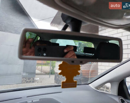 Серый Фольксваген Гольф Плюс, объемом двигателя 1.4 л и пробегом 225 тыс. км за 7550 $, фото 7 на Automoto.ua