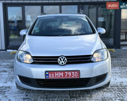 Серый Фольксваген Гольф Плюс, объемом двигателя 1.4 л и пробегом 189 тыс. км за 8000 $, фото 2 на Automoto.ua