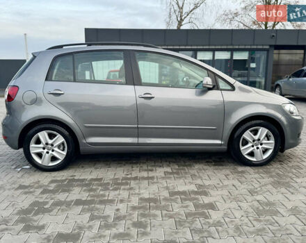 Серый Фольксваген Гольф Плюс, объемом двигателя 1.4 л и пробегом 163 тыс. км за 8300 $, фото 31 на Automoto.ua