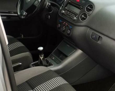 Серый Фольксваген Гольф Плюс, объемом двигателя 1.6 л и пробегом 218 тыс. км за 6800 $, фото 13 на Automoto.ua