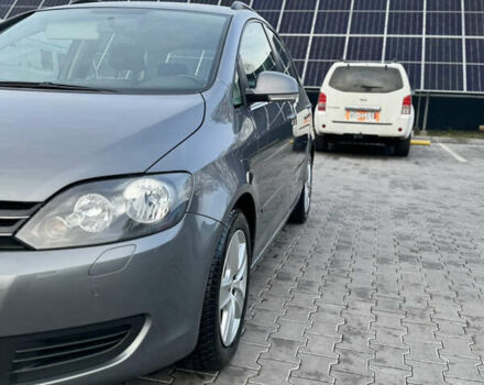 Серый Фольксваген Гольф Плюс, объемом двигателя 1.4 л и пробегом 163 тыс. км за 8300 $, фото 5 на Automoto.ua