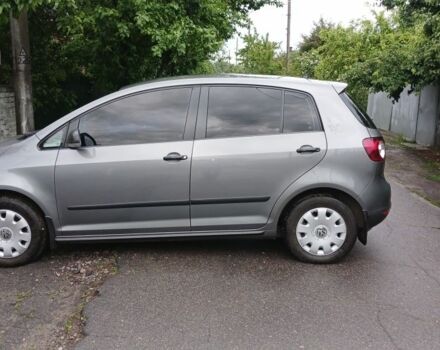 Серый Фольксваген Гольф Плюс, объемом двигателя 1.6 л и пробегом 273 тыс. км за 7200 $, фото 7 на Automoto.ua