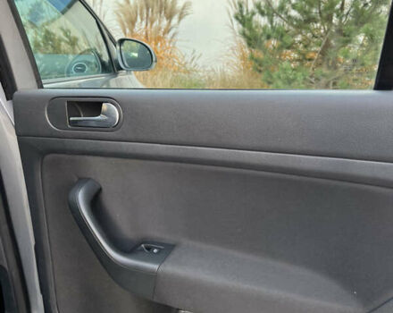 Сірий Фольксваген Golf Plus, об'ємом двигуна 1.4 л та пробігом 247 тис. км за 6650 $, фото 59 на Automoto.ua