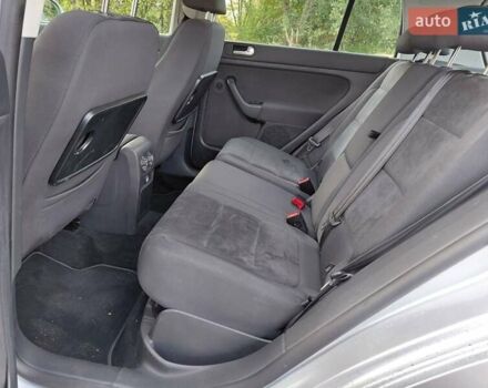 Серый Фольксваген Гольф Плюс, объемом двигателя 1.4 л и пробегом 156 тыс. км за 7500 $, фото 12 на Automoto.ua