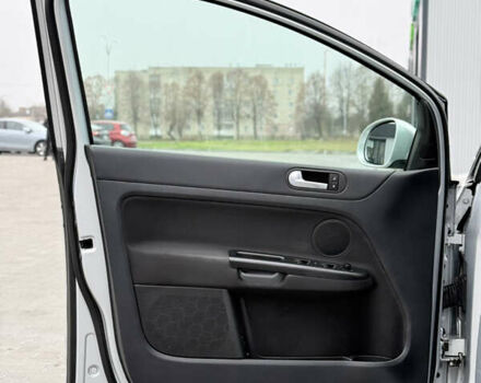 Серый Фольксваген Гольф Плюс, объемом двигателя 1.4 л и пробегом 189 тыс. км за 8200 $, фото 42 на Automoto.ua