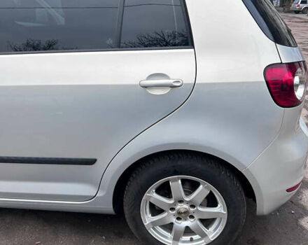 Серый Фольксваген Гольф Плюс, объемом двигателя 1.4 л и пробегом 190 тыс. км за 9200 $, фото 2 на Automoto.ua