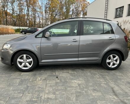 Серый Фольксваген Гольф Плюс, объемом двигателя 1.4 л и пробегом 247 тыс. км за 6350 $, фото 5 на Automoto.ua