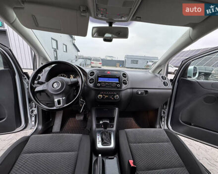 Серый Фольксваген Гольф Плюс, объемом двигателя 1.4 л и пробегом 192 тыс. км за 8300 $, фото 1 на Automoto.ua