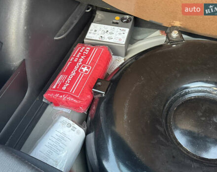 Фольксваген Гольф Плюс 2009 в Полтаве на Automoto.ua Серый Фольксваген Гольф Плюс, объемом двигателя 1.4 л и пробегом 190 тыс. км за 7550 $, фото 27 на Automoto.ua