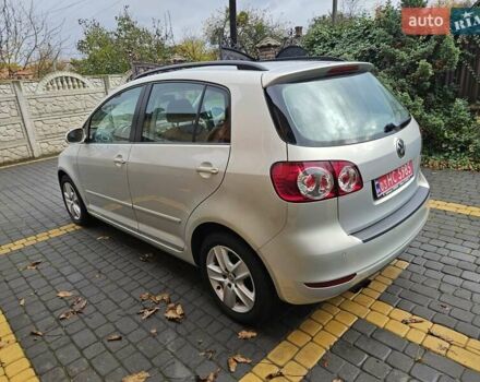 Серый Фольксваген Гольф Плюс, объемом двигателя 1.4 л и пробегом 188 тыс. км за 7500 $, фото 4 на Automoto.ua