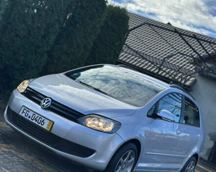 Серый Фольксваген Гольф Плюс, объемом двигателя 1.4 л и пробегом 80 тыс. км за 8100 $, фото 65 на Automoto.ua
