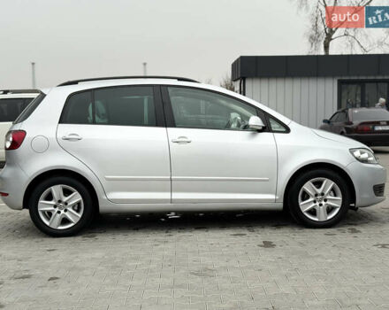 Серый Фольксваген Гольф Плюс, объемом двигателя 1.4 л и пробегом 189 тыс. км за 8200 $, фото 11 на Automoto.ua
