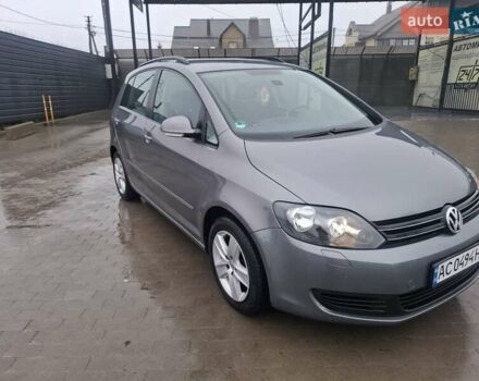 Серый Фольксваген Гольф Плюс, объемом двигателя 1.39 л и пробегом 257 тыс. км за 6700 $, фото 1 на Automoto.ua