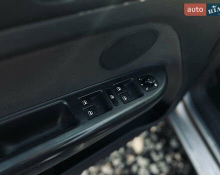 Серый Фольксваген Гольф Плюс, объемом двигателя 1.6 л и пробегом 239 тыс. км за 7400 $, фото 13 на Automoto.ua