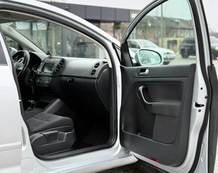 Серый Фольксваген Гольф Плюс, объемом двигателя 1.4 л и пробегом 189 тыс. км за 8200 $, фото 83 на Automoto.ua