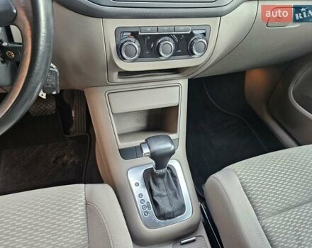 Серый Фольксваген Гольф Плюс, объемом двигателя 1.4 л и пробегом 188 тыс. км за 7500 $, фото 11 на Automoto.ua