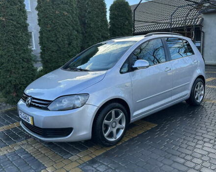 Серый Фольксваген Гольф Плюс, объемом двигателя 1.4 л и пробегом 80 тыс. км за 8100 $, фото 11 на Automoto.ua