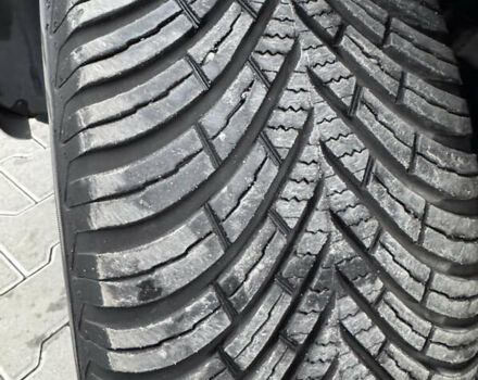 Серый Фольксваген Гольф Плюс, объемом двигателя 1.4 л и пробегом 192 тыс. км за 8300 $, фото 38 на Automoto.ua