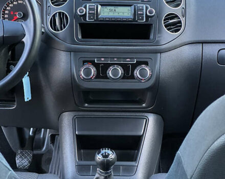 Серый Фольксваген Гольф Плюс, объемом двигателя 1.4 л и пробегом 80 тыс. км за 8100 $, фото 32 на Automoto.ua