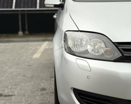 Серый Фольксваген Гольф Плюс, объемом двигателя 1.4 л и пробегом 189 тыс. км за 8200 $, фото 16 на Automoto.ua