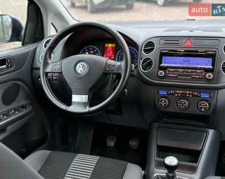 Серый Фольксваген Гольф Плюс, объемом двигателя 1.4 л и пробегом 184 тыс. км за 6490 $, фото 56 на Automoto.ua