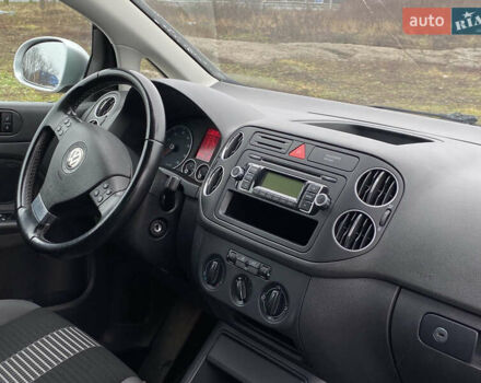 Сірий Фольксваген Golf Plus, об'ємом двигуна 1.4 л та пробігом 158 тис. км за 7300 $, фото 9 на Automoto.ua