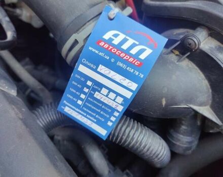 Серый Фольксваген Гольф Плюс, объемом двигателя 1.6 л и пробегом 144 тыс. км за 9000 $, фото 2 на Automoto.ua