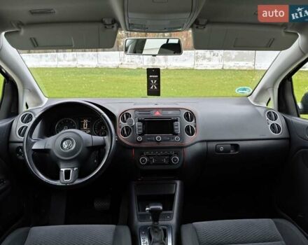 Серый Фольксваген Гольф Плюс, объемом двигателя 1.4 л и пробегом 173 тыс. км за 8700 $, фото 33 на Automoto.ua