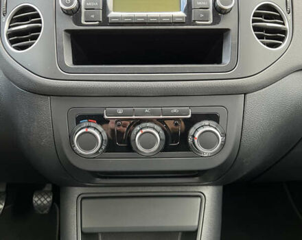 Сірий Фольксваген Golf Plus, об'ємом двигуна 1.4 л та пробігом 247 тис. км за 6650 $, фото 52 на Automoto.ua