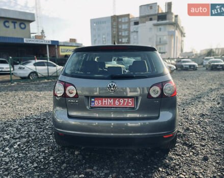 Серый Фольксваген Гольф Плюс, объемом двигателя 1.6 л и пробегом 239 тыс. км за 7400 $, фото 4 на Automoto.ua