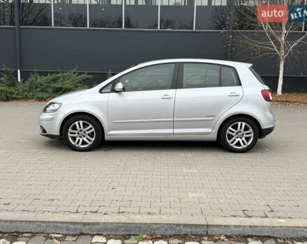 Серый Фольксваген Гольф Плюс, объемом двигателя 1.4 л и пробегом 220 тыс. км за 6600 $, фото 5 на Automoto.ua