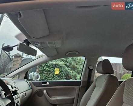 Серый Фольксваген Гольф Плюс, объемом двигателя 1.4 л и пробегом 188 тыс. км за 7500 $, фото 16 на Automoto.ua