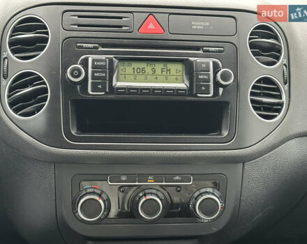 Фольксваген Гольф Плюс 2009 в Луцке на Automoto.ua Серый Фольксваген Гольф Плюс, объемом двигателя 1.4 л и пробегом 220 тыс. км за 6350 $, фото 28 на Automoto.ua