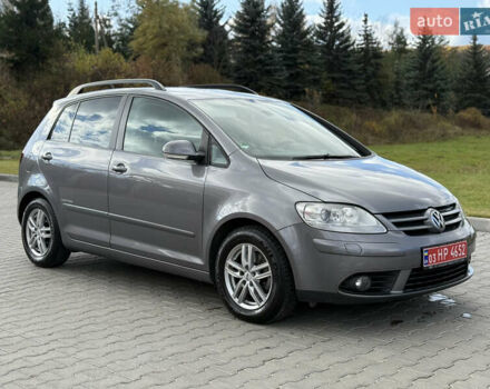 Фольксваген Гольф Плюс 2009 в Тернополе на Automoto.ua Серый Фольксваген Гольф Плюс, объемом двигателя 1.4 л и пробегом 177 тыс. км за 6800 $, фото 5 на Automoto.ua