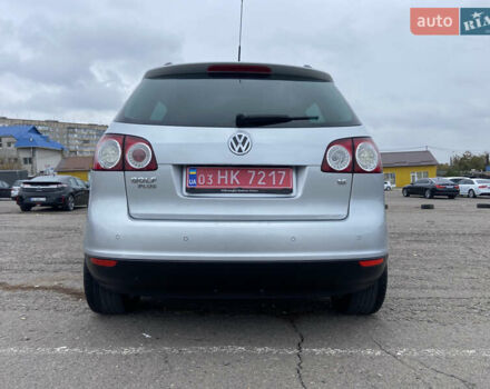Фольксваген Гольф Плюс 2009 в Ровно на Automoto.ua Серый Фольксваген Гольф Плюс, объемом двигателя 1.6 л и пробегом 172 тыс. км за 7550 $, фото 10 на Automoto.ua